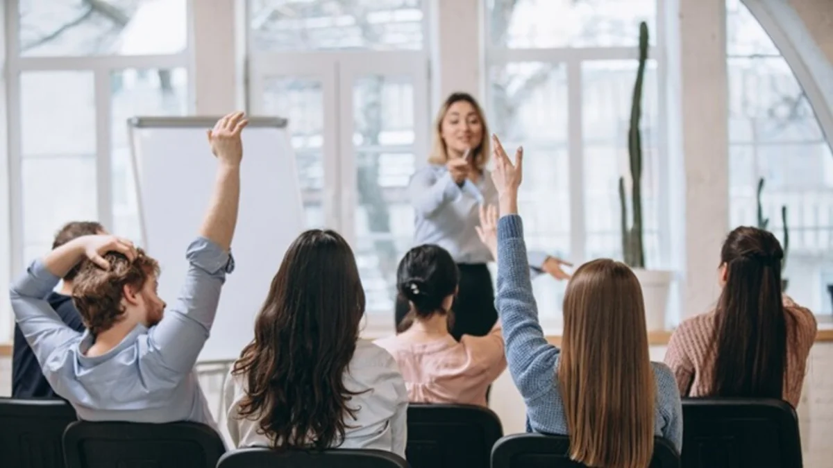 empleo profesores Loyola