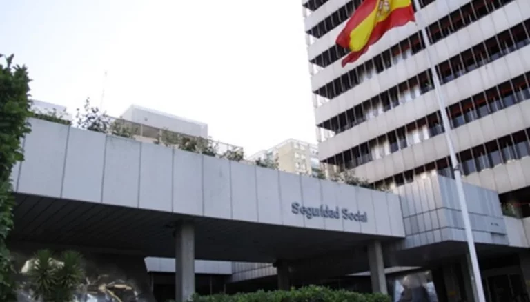 plazas Administración Seguridad Social