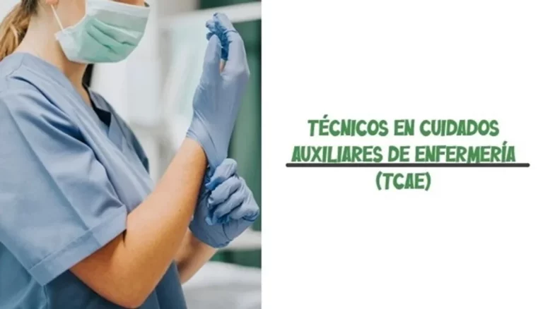 Auxiliar de enfermería Carmona