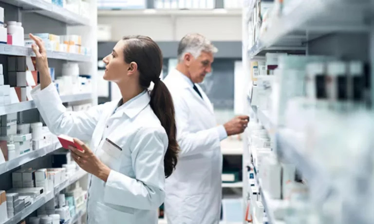 plazas farmacéutico